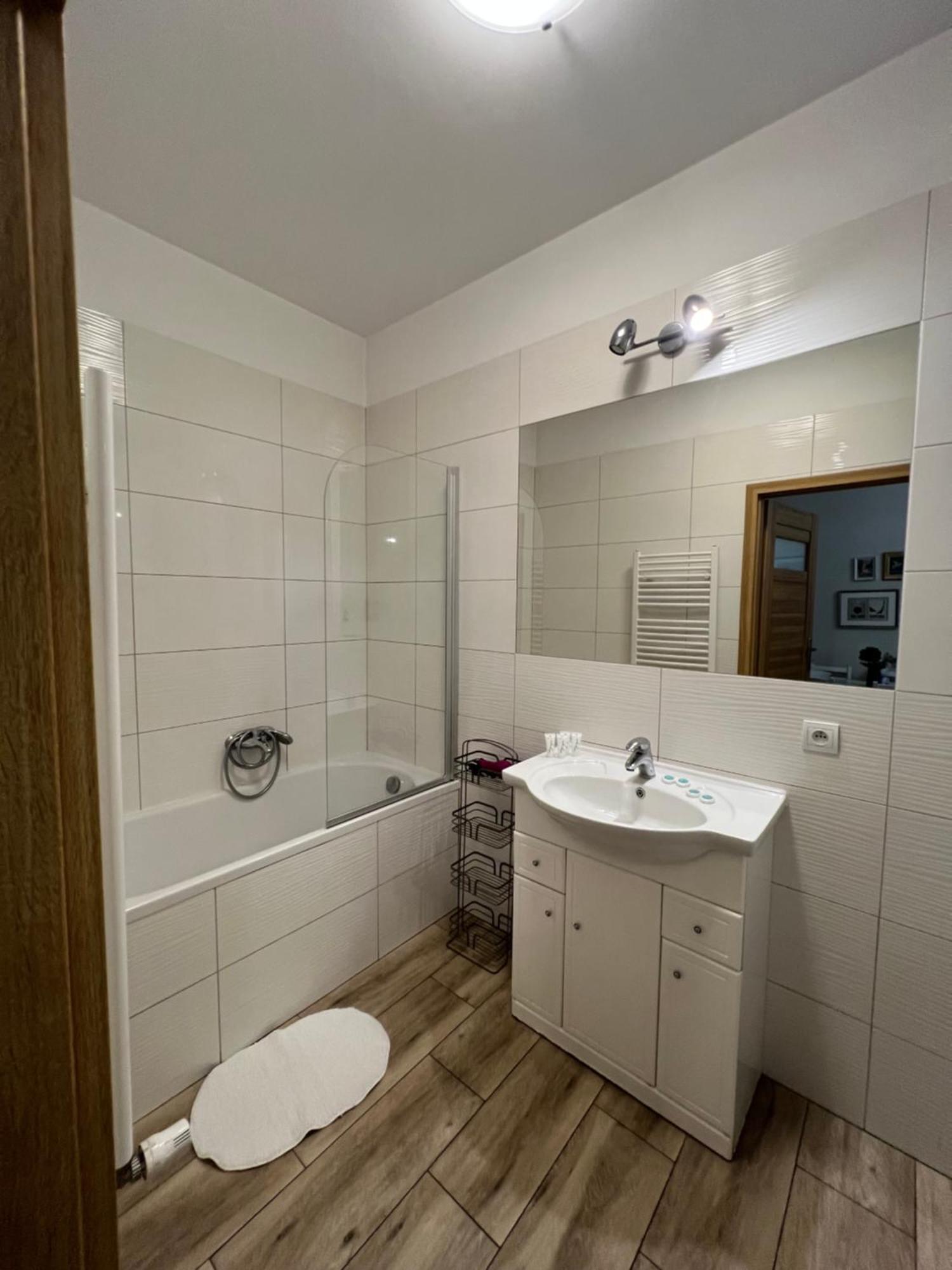 Apartament Rodzinny 14 *